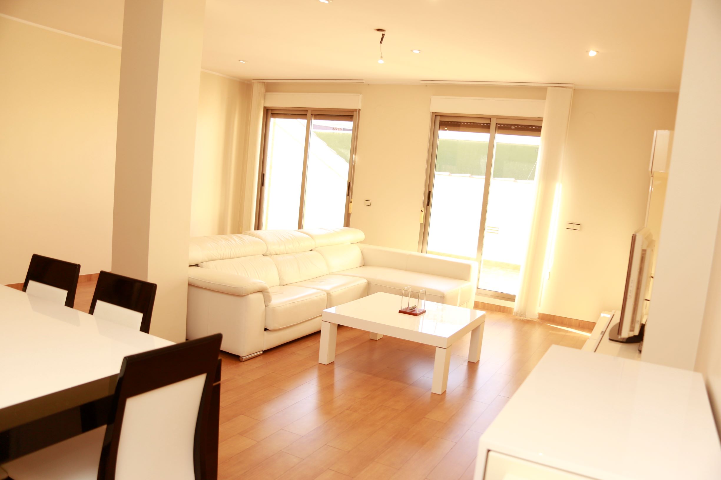 Avenida Francesc Tarrega, Villarreal, Castellón, 4 Habitaciones Habitaciones, ,2 BathroomsBathrooms,Ático,En venta,Avenida Francesc Tarrega,1108 Avenida Francesc Tarrega, Villarreal, Castellón, 4 Habitaciones Habitaciones, ,2 BathroomsBathrooms,Ático,En venta,Avenida Francesc Tarrega,1108