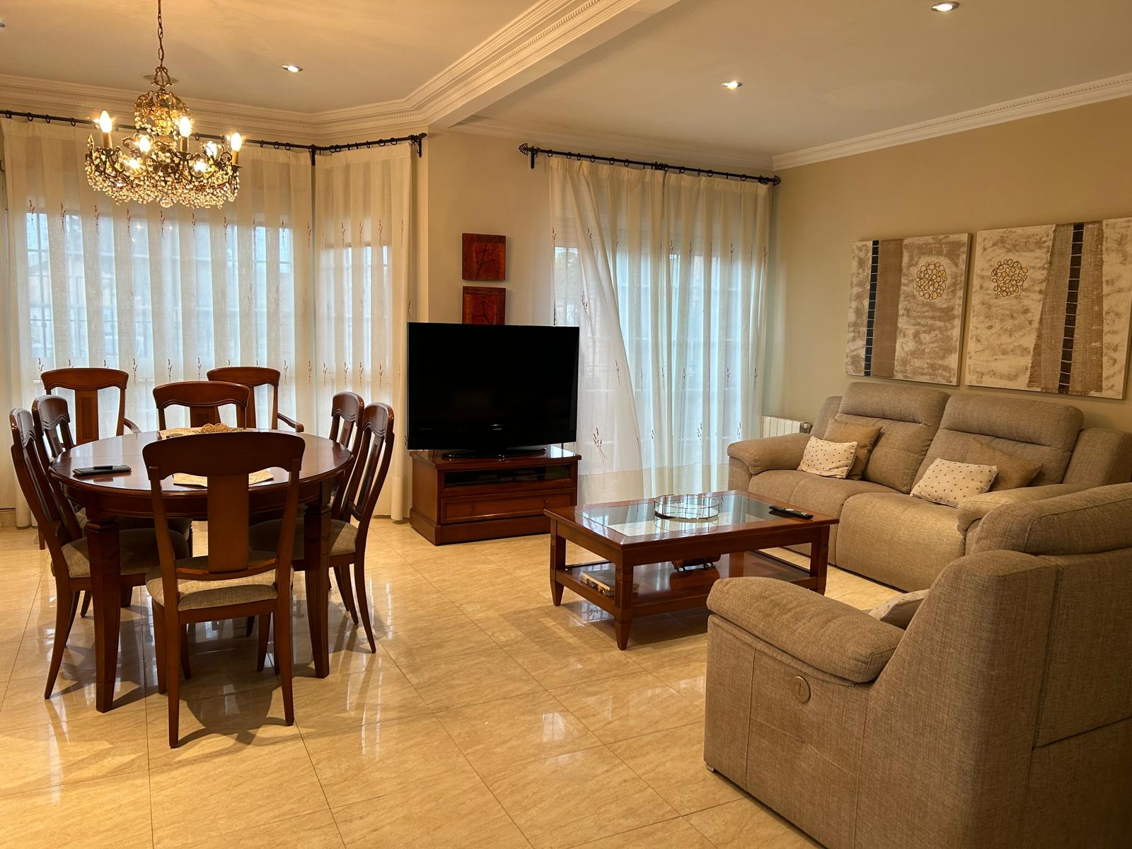 Sagunto, Valencia, 5 Habitaciones Habitaciones, ,3 BathroomsBathrooms,Chalet,En venta,1110