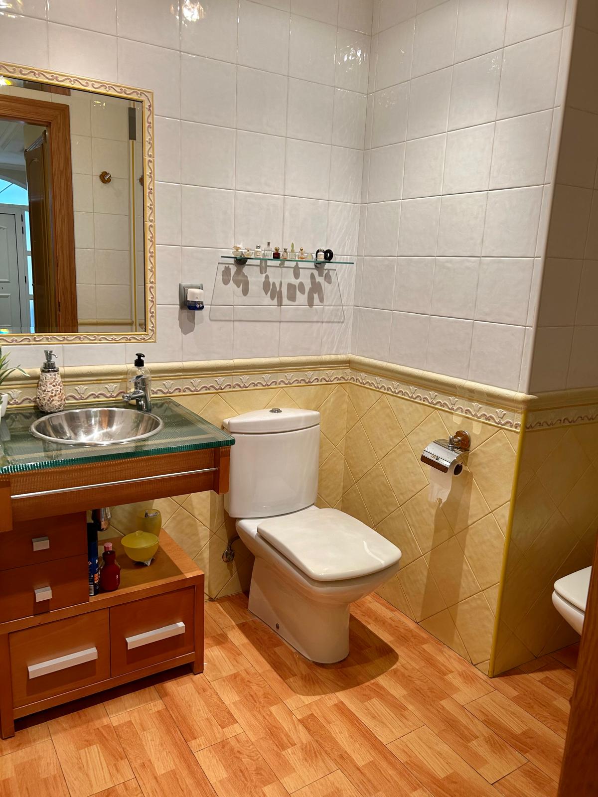 Sagunto, Valencia, 5 Habitaciones Habitaciones, ,3 BathroomsBathrooms,Chalet,En venta,1110